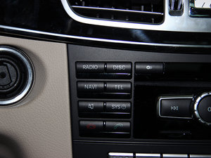 2014Ŀ E 300L \Ӱ п؅^(q)