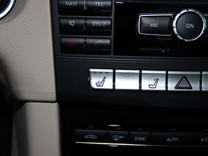 2014Ŀ E 300L \Ӱ п؅^(q)