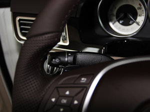 2014Ŀ E 300L \Ӱ п؅^