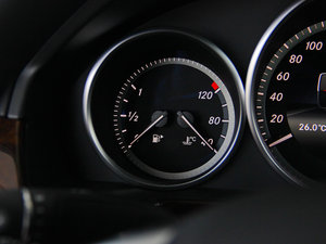 2014Ŀ E 260L A п؅^