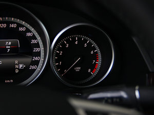 2014Ŀ E 260L A п؅^