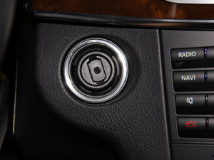 2014Ŀ E 260L A п؅^