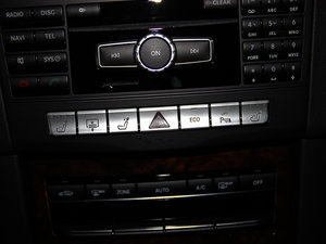 2014Ŀ E 260L A п؅^