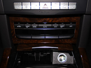 2014Ŀ E 260L A п؅^