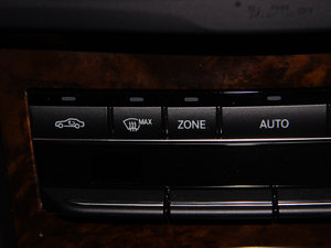 2014Ŀ E 260L A п؅^