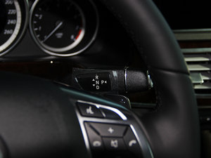 2014Ŀ E 300L  п؅^