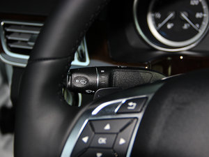 2014Ŀ E 300L  п؅^