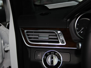 2014Ŀ E 300L  п؅^