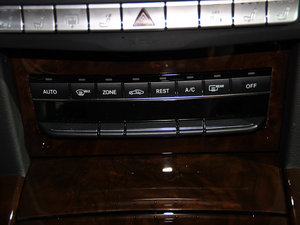 2014Ŀ E 300L  п؅^