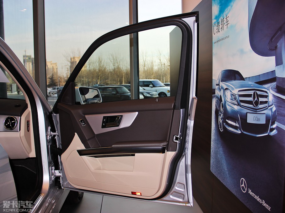 2014YGLK GLK 300 4MATIC (dng)