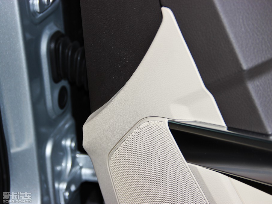 2014YGLK GLK 300 4MATIC (dng)