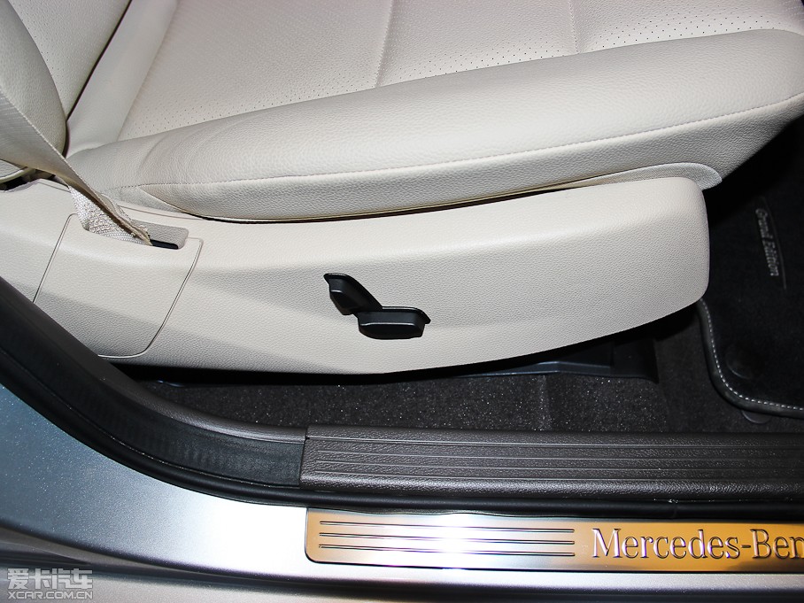 2014YGLK GLK 300 4MATIC (dng)