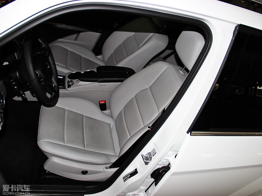 2014YGLK GLK 300 4MATIC r(sh)