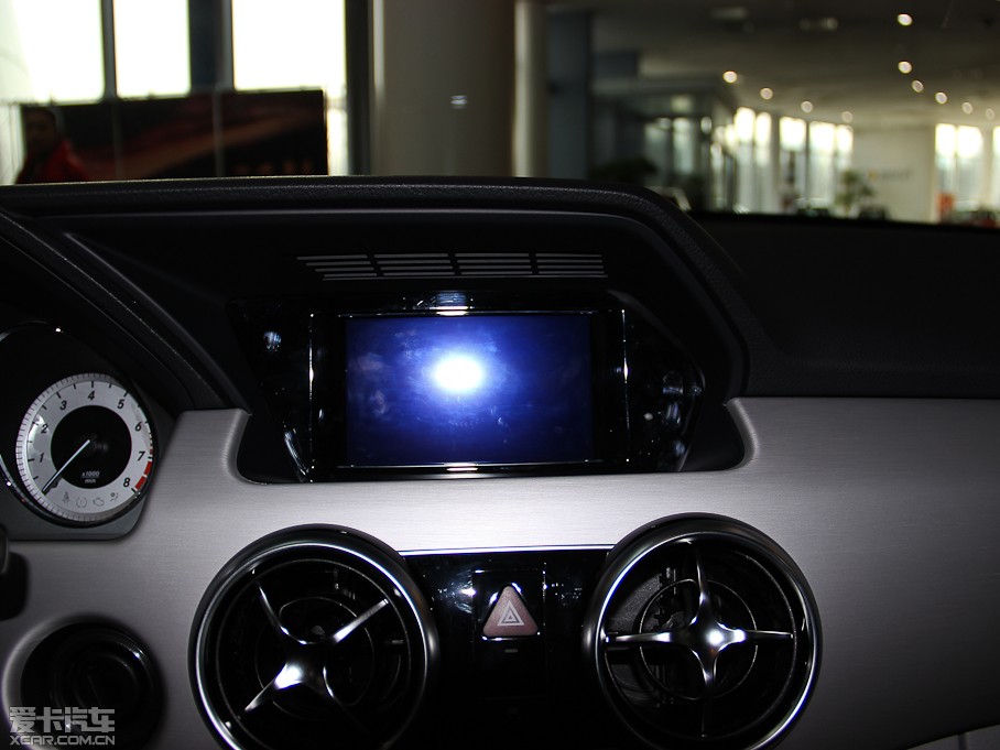 2014YGLK GLK 300 4MATIC r(sh)