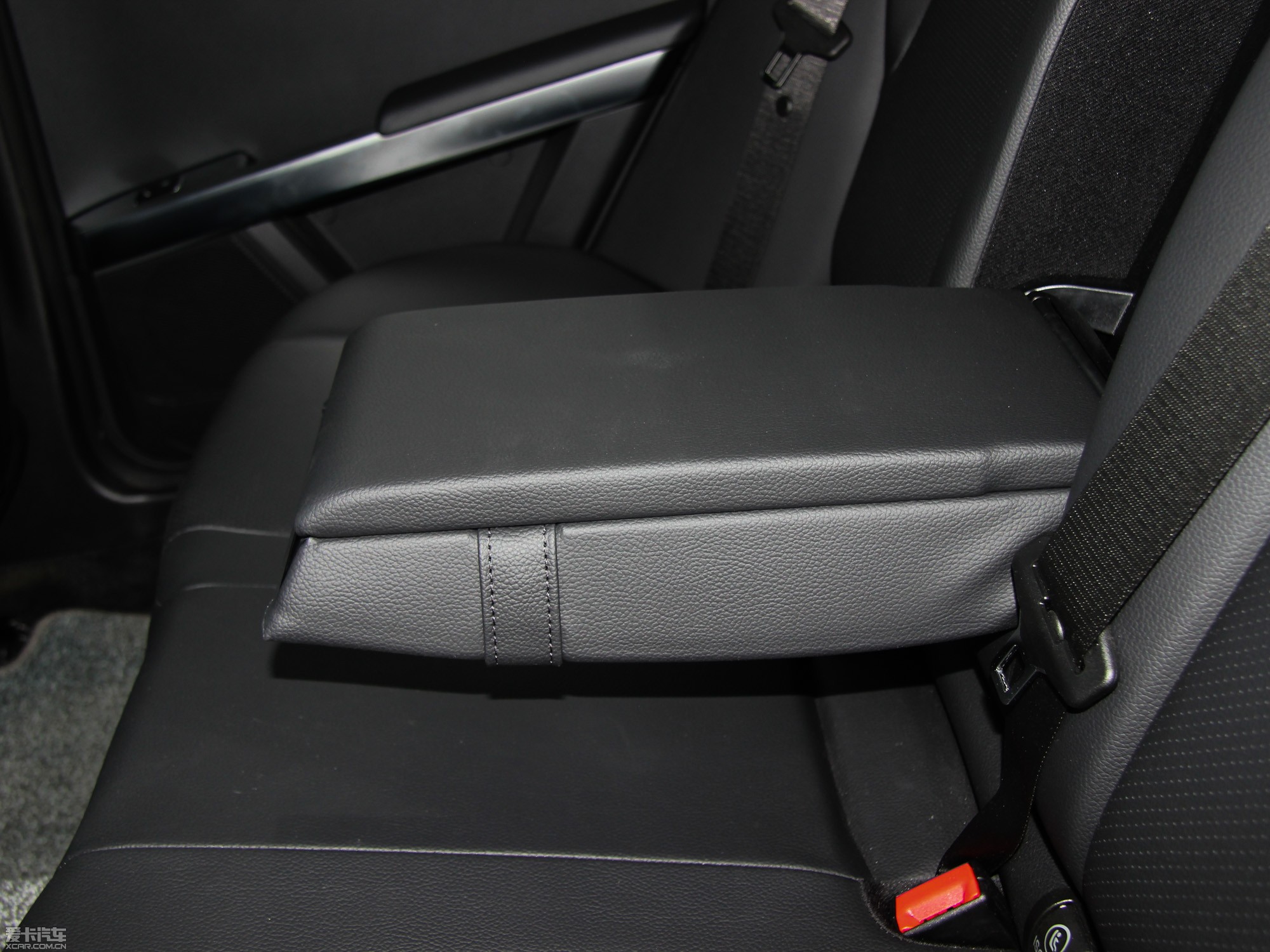 2014YGLK GLK 260 4MATIC (dng)