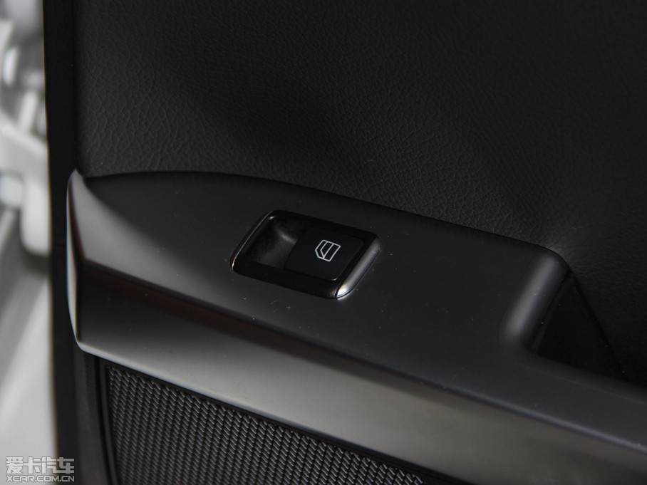 2014YGLK GLK 300 4MATIC (dng)