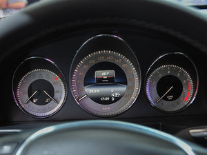 2014GLK 260 4MATIC Ӹ п؅^