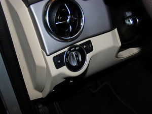 2014GLK 300 4MATIC Ӹ п؅^