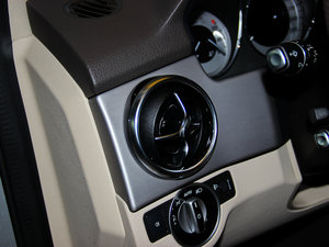 2014GLK 300 4MATIC Ӹ п؅^