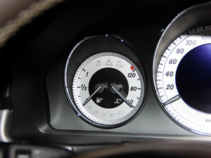 2014GLK 300 4MATIC Ӹ п؅^