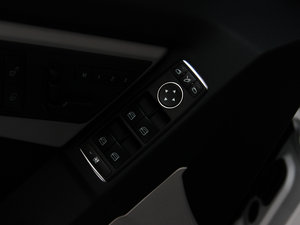 2014GLK 300 4MATIC r g