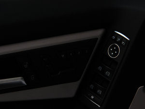 2014GLK 300 4MATIC r g