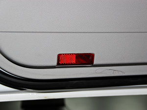 2014GLK 300 4MATIC r g