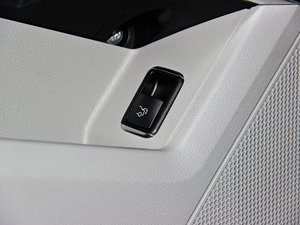 2014GLK 300 4MATIC r g