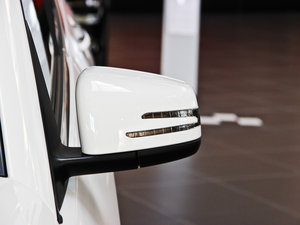 2014GLK 300 4MATIC r ^