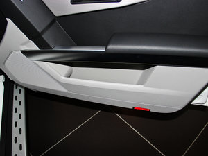 2014GLK 300 4MATIC r g