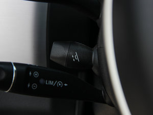 2014GLK 260 4MATIC Ӹ п؅^