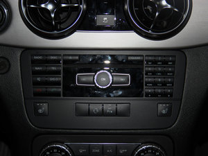 2014GLK 300 4MATIC Ӹ п؅^(q)