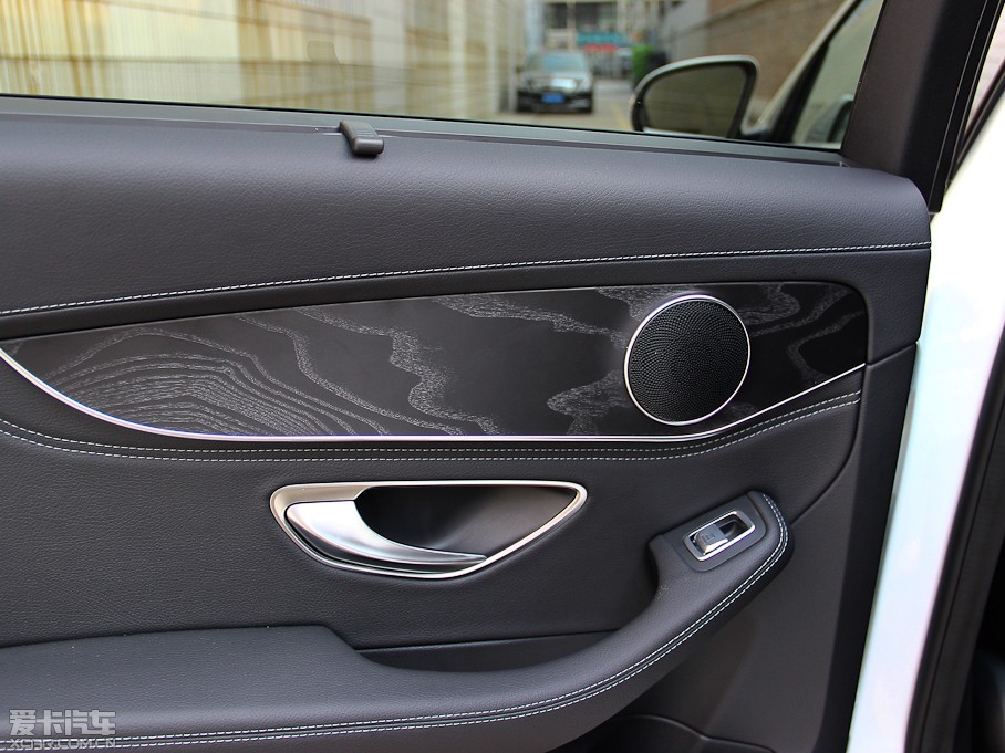 2015YC(j) C 200 L \(yn)(dng)