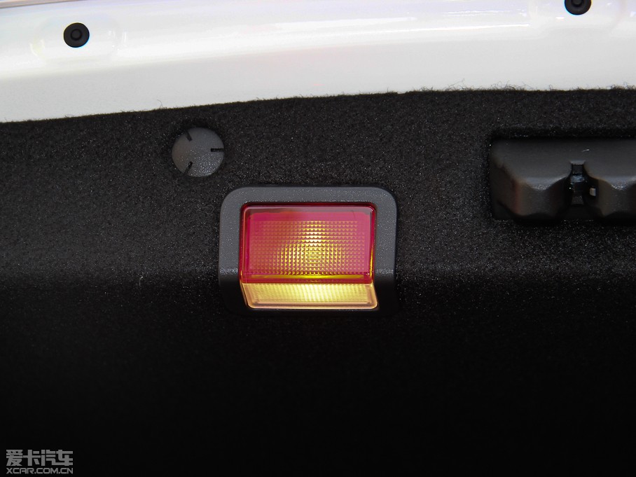 2015YC C 200 L \(yn)