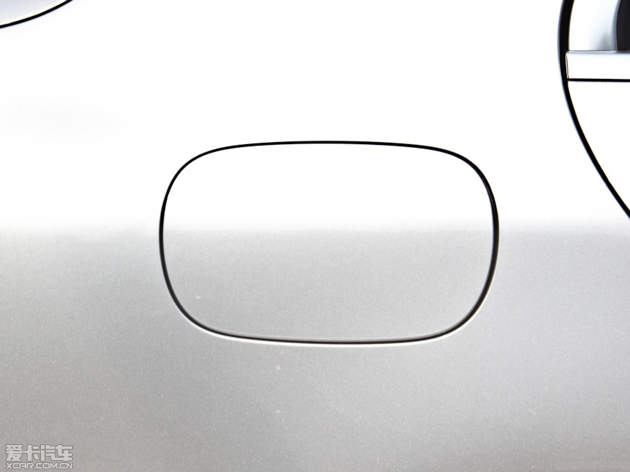 2015YC(j) C 200 L 