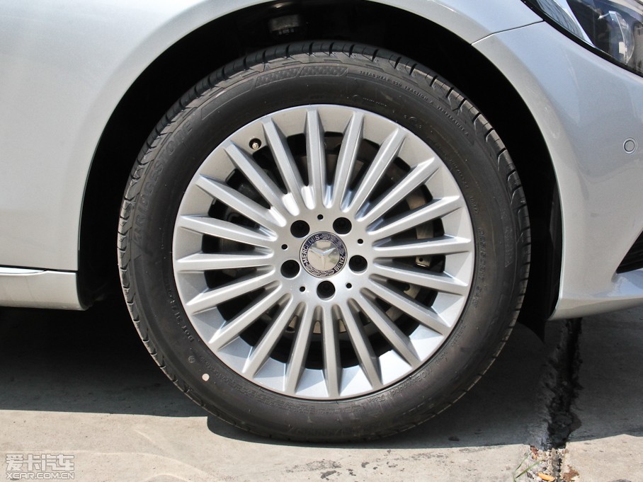 2015YC(j) C 200 L 