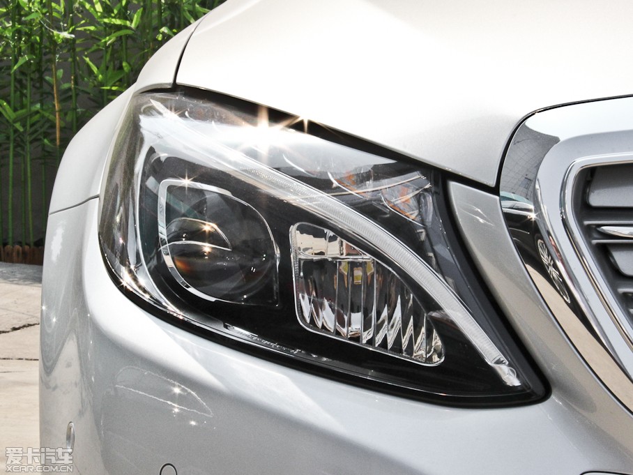 2015YC(j) C 200 L 