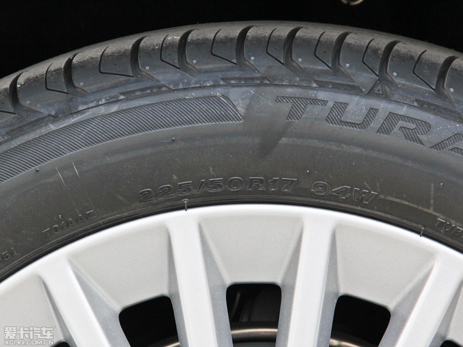 2015YC(j) C 200 L 