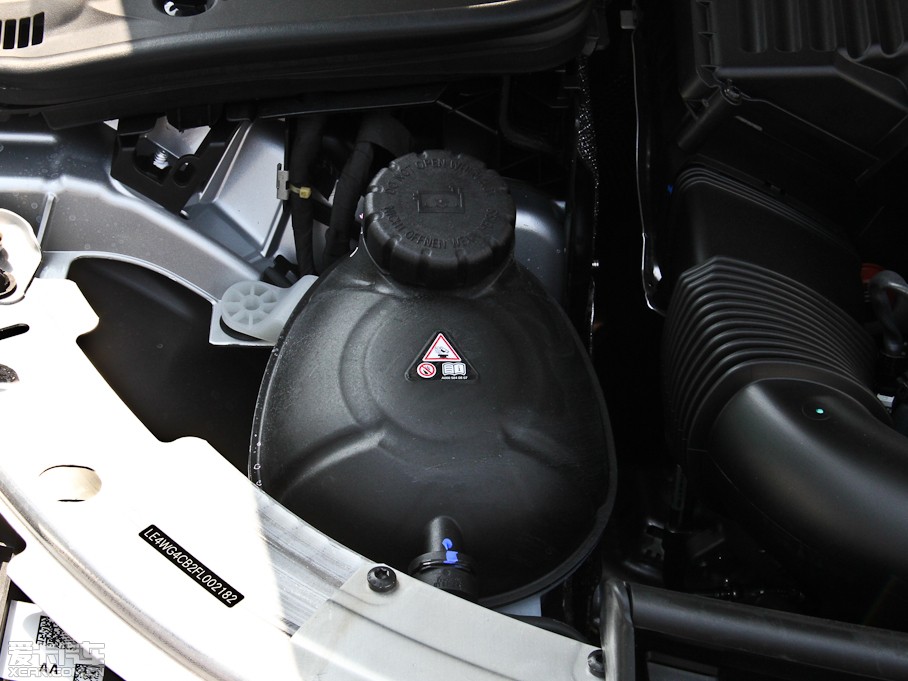 2015YC(j) C 200 L 