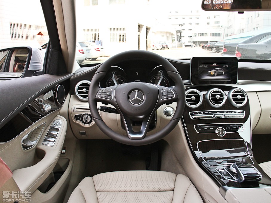 2015YC(j) C 200 L 