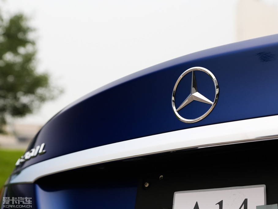 2015YC(j) C 260 L