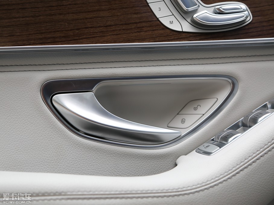 2015YC(j) C 260 L