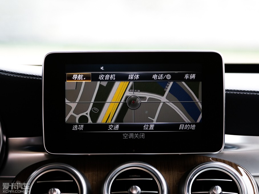 2015YC(j) C 260 L