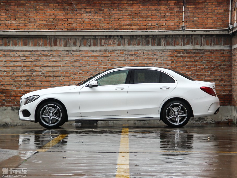 2015YC C 260 L \