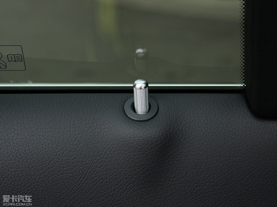 2015YC(j) C 180 L