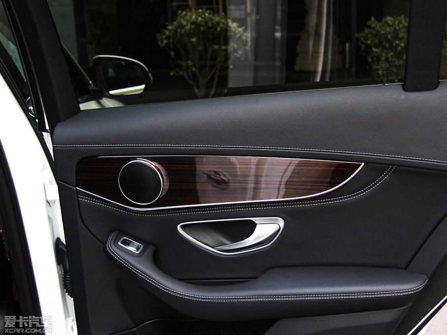 2015YC(j) C 180 L