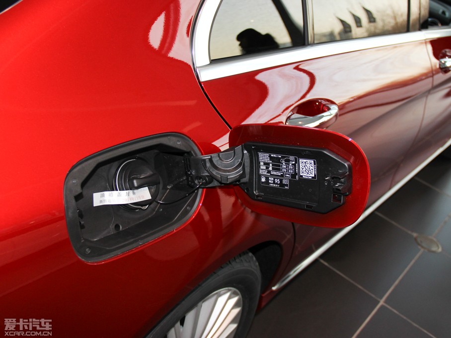 2015YC(j) C 200 L 