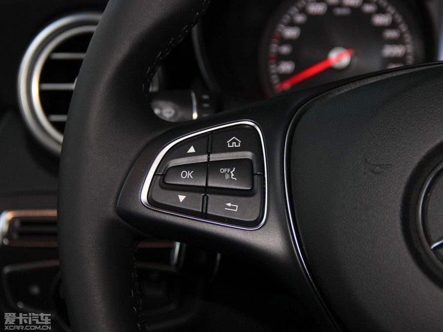 2015YC(j) C 200 L 