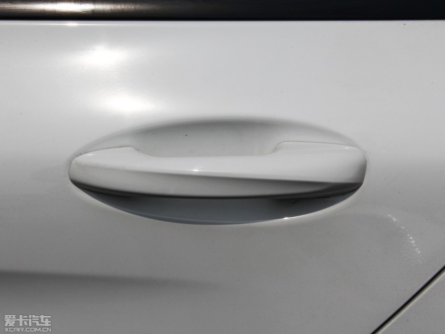 2015YC C 200 4MATIC \(yn)