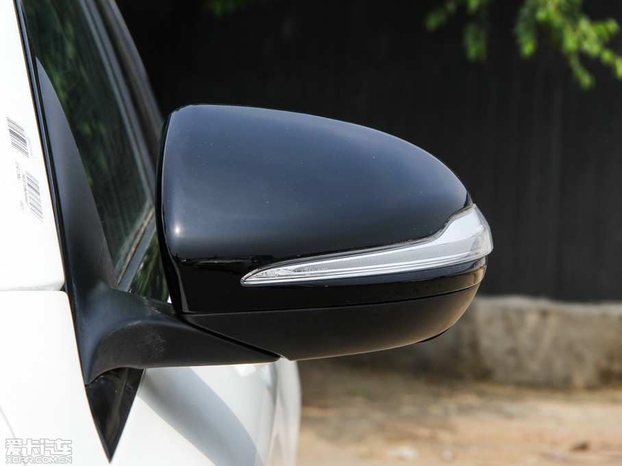 2015YC C 200 4MATIC \